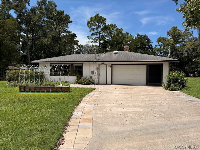 6110 W Cheryl Lane, Homosassa, FL 34446