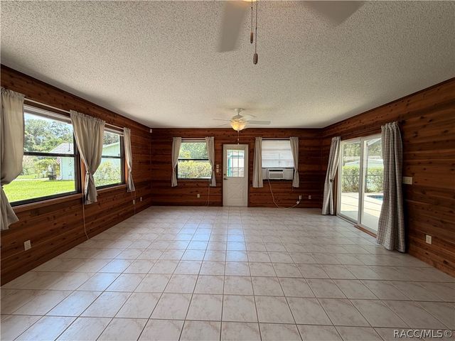 6110 W Cheryl Lane, Homosassa, FL 34446