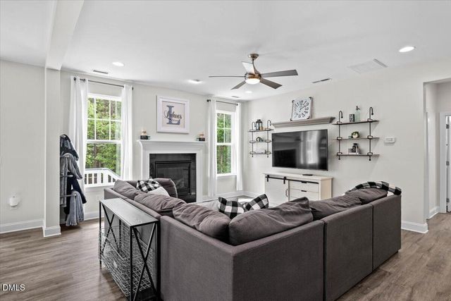 416 Price Lake Way, Fuquay Varina, NC 27526