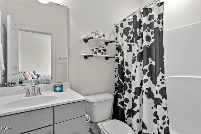 416 Price Lake Way, Fuquay Varina, NC 27526