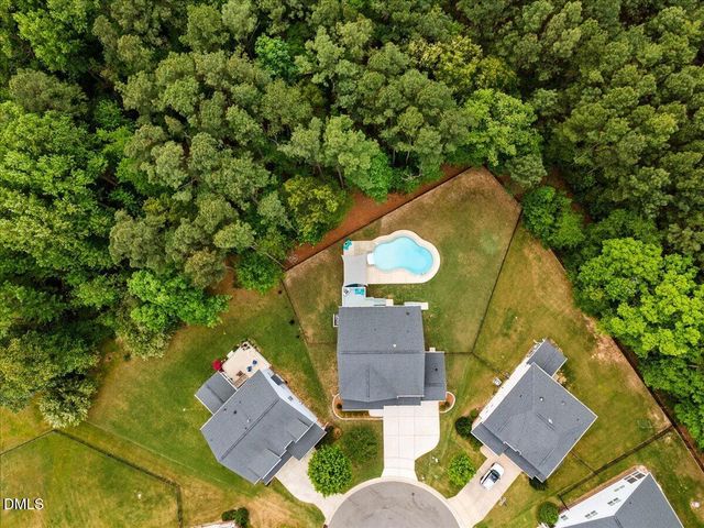 416 Price Lake Way, Fuquay Varina, NC 27526