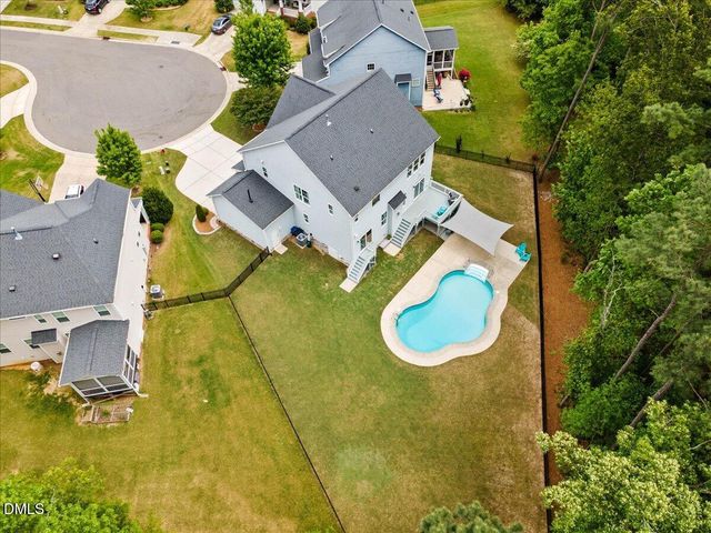 416 Price Lake Way, Fuquay Varina, NC 27526