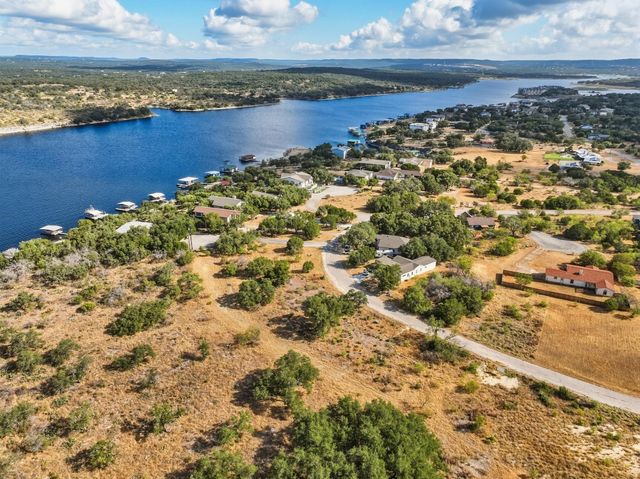 22013 Redbird DR, Lago Vista, TX 78645