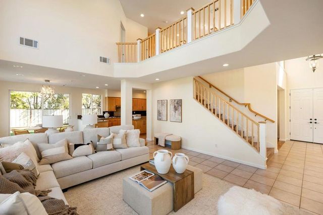 2231 Quail Bluff Court, San Jose, CA 95121