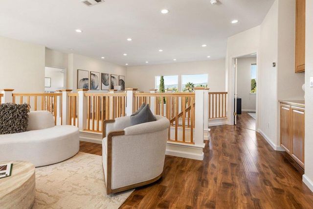 2231 Quail Bluff Court, San Jose, CA 95121