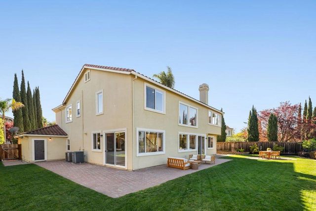 2231 Quail Bluff Court, San Jose, CA 95121