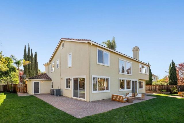 2231 Quail Bluff Court, San Jose, CA 95121