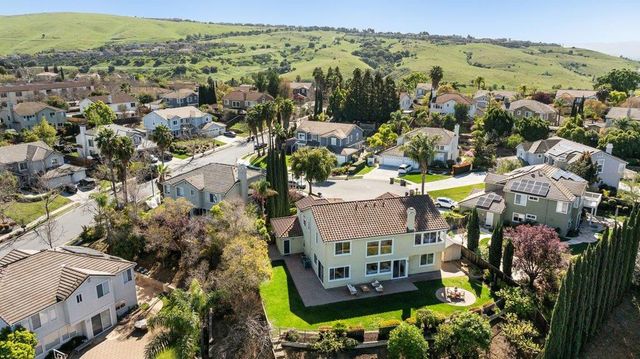 2231 Quail Bluff Court, San Jose, CA 95121