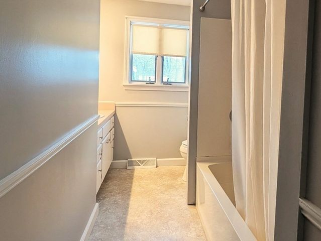 99 Valley Brook Road, Agawam, MA 01030