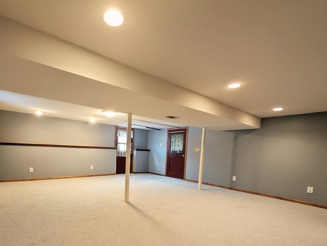 99 Valley Brook Road, Agawam, MA 01030