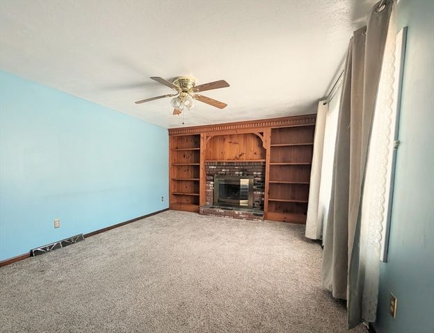 99 Valley Brook Road, Agawam, MA 01030