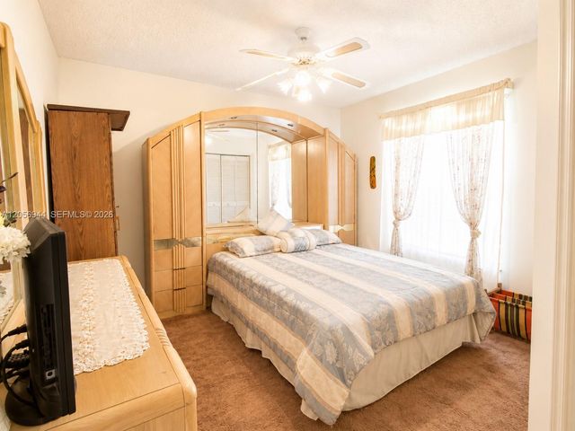 5111 NW 104th Ave, Coral Springs, FL 33076