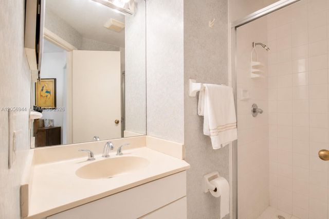5111 NW 104th Ave, Coral Springs, FL 33076