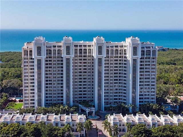 7117 Pelican Bay BLVD 1905, Naples, FL 34108