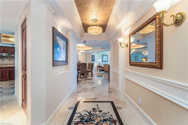 7117 Pelican Bay BLVD 1905, Naples, FL 34108