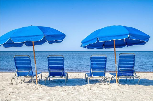 7117 Pelican Bay BLVD 1905, Naples, FL 34108