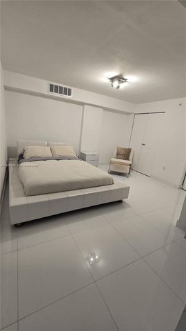 9195 Collins Ave 406, Surfside, FL 33154