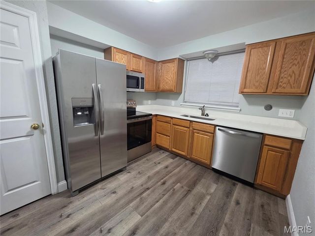 1968 Greenglen Drive 101, Kirkwood, MO 63122