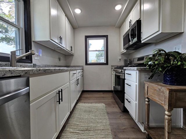 2357 S 80th STREET, West Allis, WI 53219