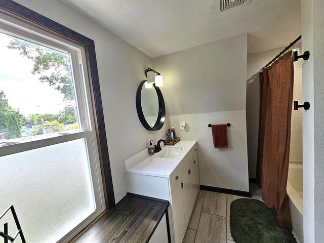 2357 S 80th STREET, West Allis, WI 53219