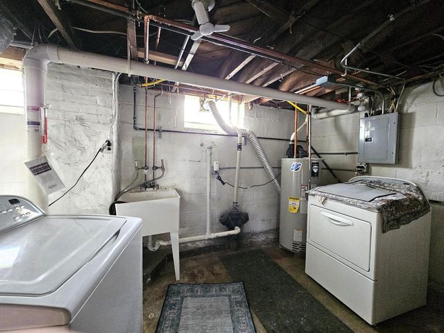 2357 S 80th STREET, West Allis, WI 53219
