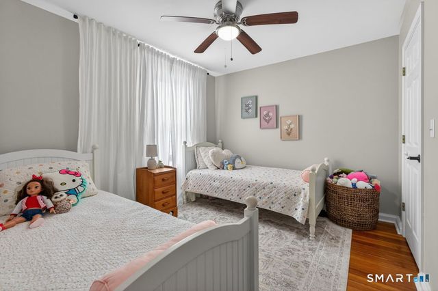 14 Warren Street, New London, CT 06320