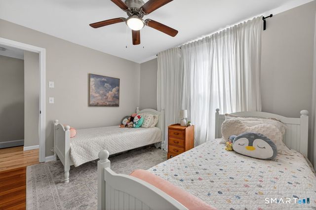 14 Warren Street, New London, CT 06320