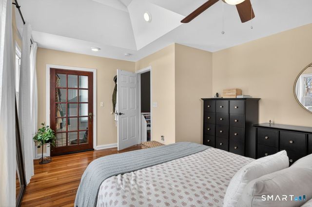 14 Warren Street, New London, CT 06320