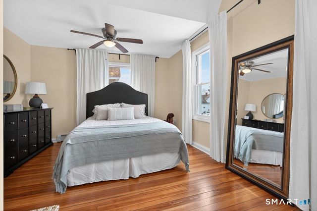 14 Warren Street, New London, CT 06320