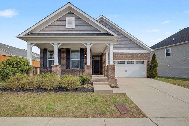 2060 Hickory Brook Dr, Hermitage, TN 37076