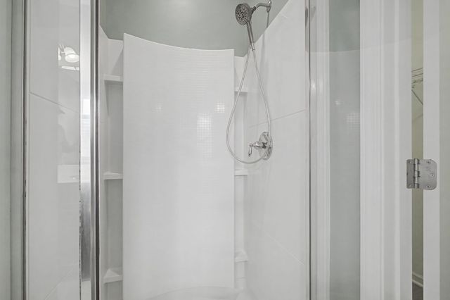 2060 Hickory Brook Dr, Hermitage, TN 37076