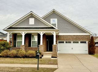 2060 Hickory Brook Dr, Hermitage, TN 37076