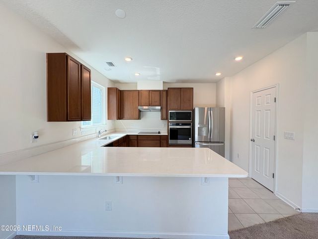 302 RAMBLING BROOK Trail, St. Johns, FL 32259