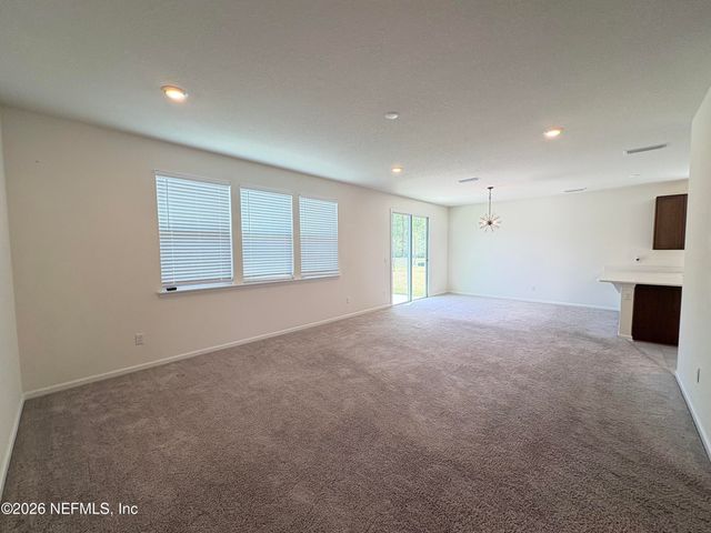 302 RAMBLING BROOK Trail, St. Johns, FL 32259