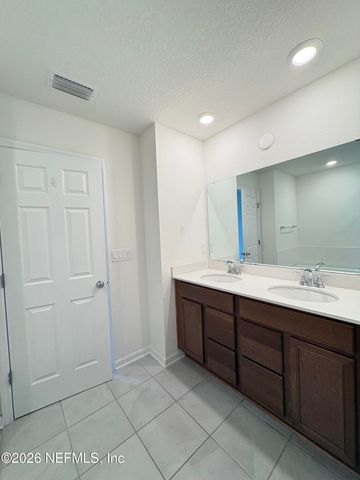 302 RAMBLING BROOK Trail, St. Johns, FL 32259
