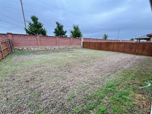 1109 Pierz Drive, Fort Worth, TX 76177