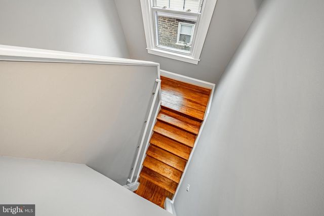 1122 MONTGOMERY AVE, Narberth, PA 19072