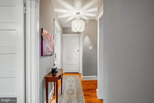 1122 MONTGOMERY AVE, Narberth, PA 19072