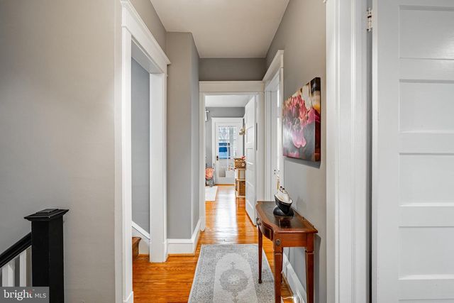 1122 MONTGOMERY AVE, Narberth, PA 19072