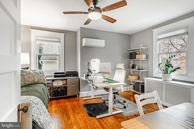 1122 MONTGOMERY AVE, Narberth, PA 19072