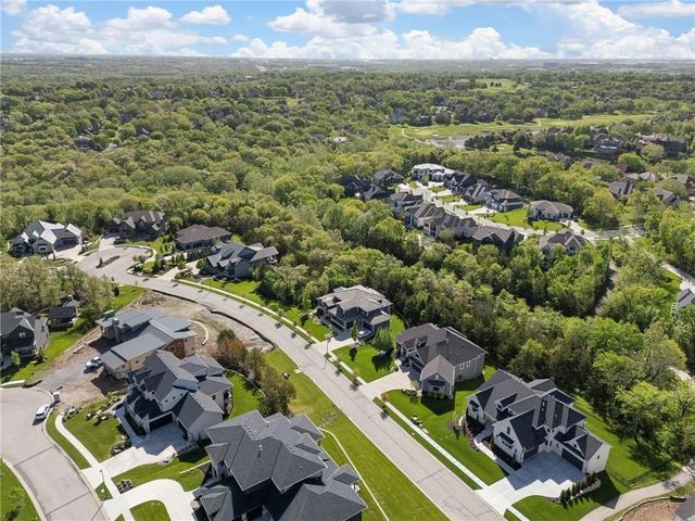 21303 W 94th Terrace, Lenexa, KS 66220
