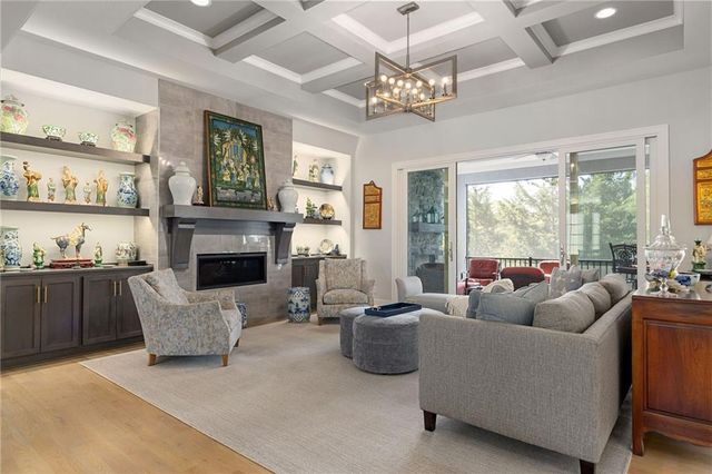 21303 W 94th Terrace, Lenexa, KS 66220