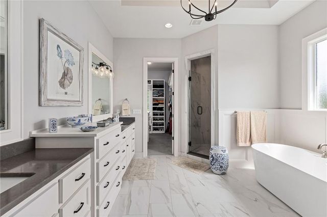 21303 W 94th Terrace, Lenexa, KS 66220