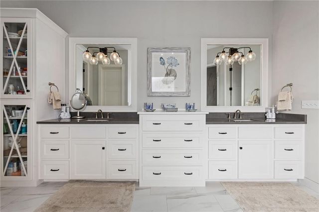 21303 W 94th Terrace, Lenexa, KS 66220