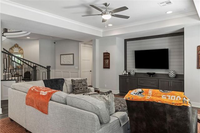 21303 W 94th Terrace, Lenexa, KS 66220