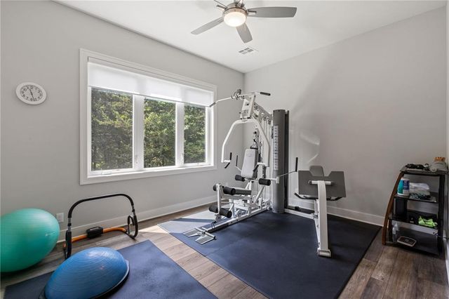 21303 W 94th Terrace, Lenexa, KS 66220