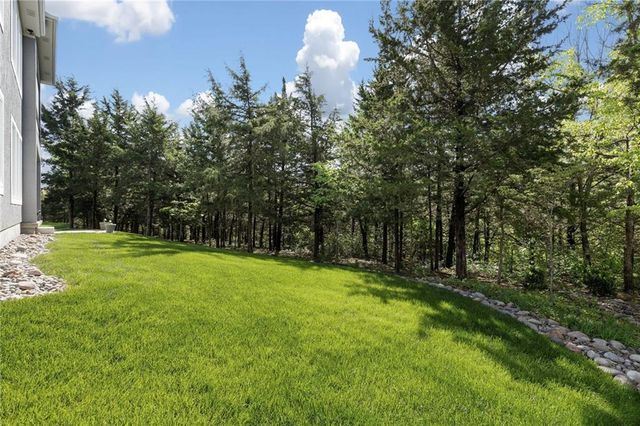 21303 W 94th Terrace, Lenexa, KS 66220