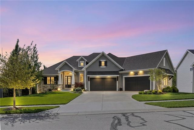 21303 W 94th Terrace, Lenexa, KS 66220