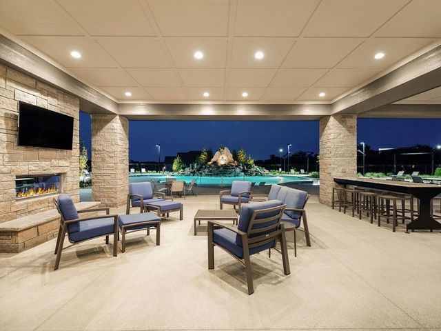 21303 W 94th Terrace, Lenexa, KS 66220
