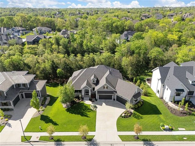 21303 W 94th Terrace, Lenexa, KS 66220